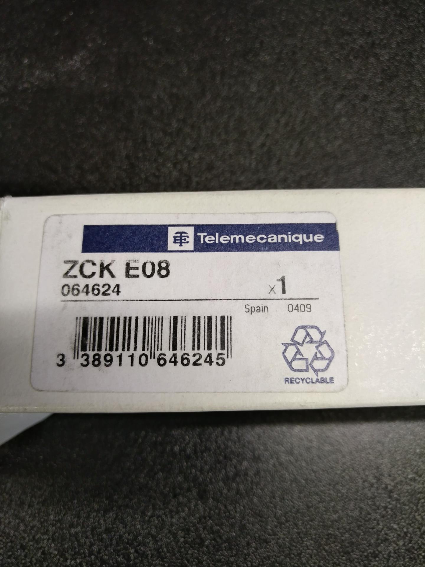 TELEMECANIQUE LIMIT SWITCH ZCK E08